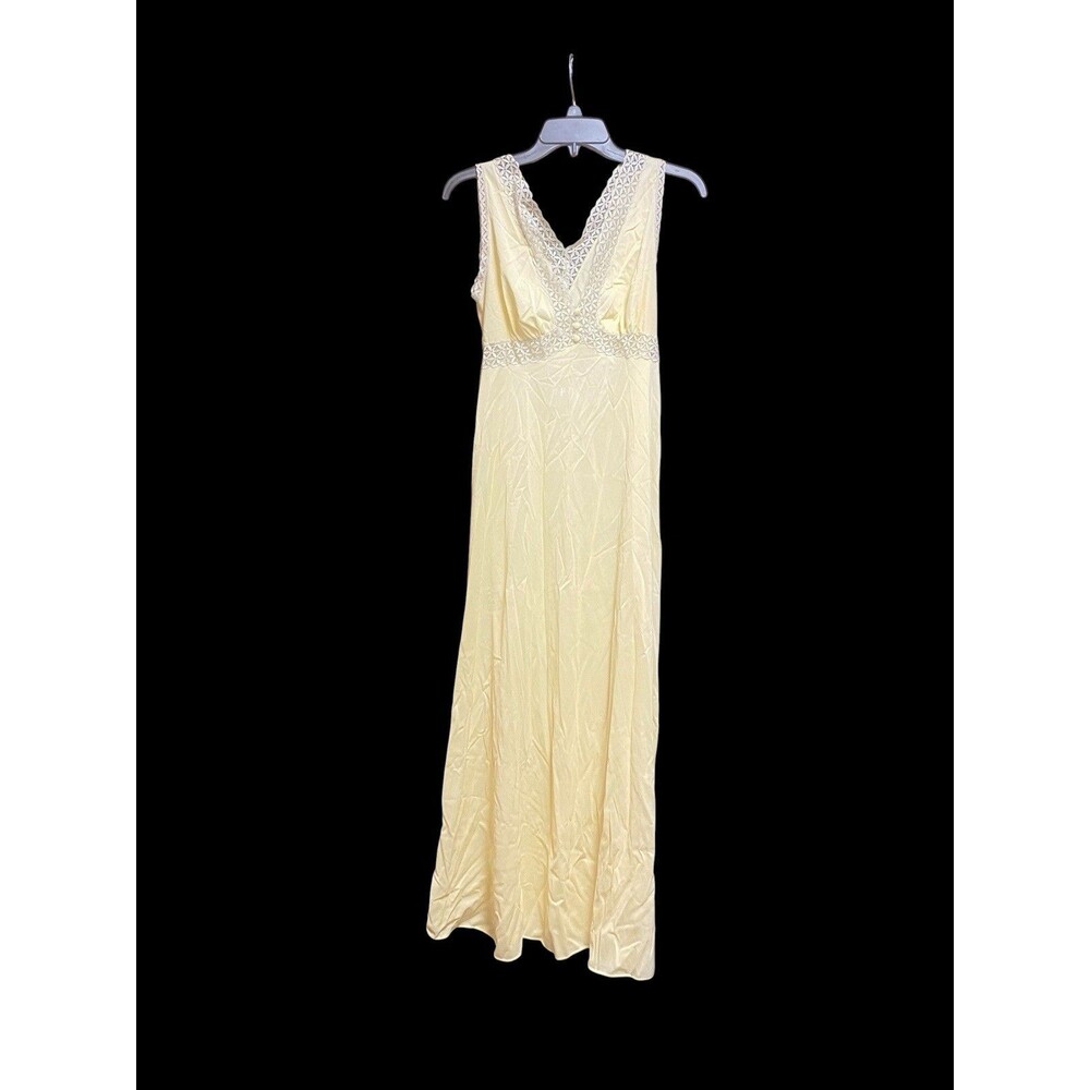 Vtg Vanity Fair Yellow Nightgown Dress Sz 32 Lace Silky